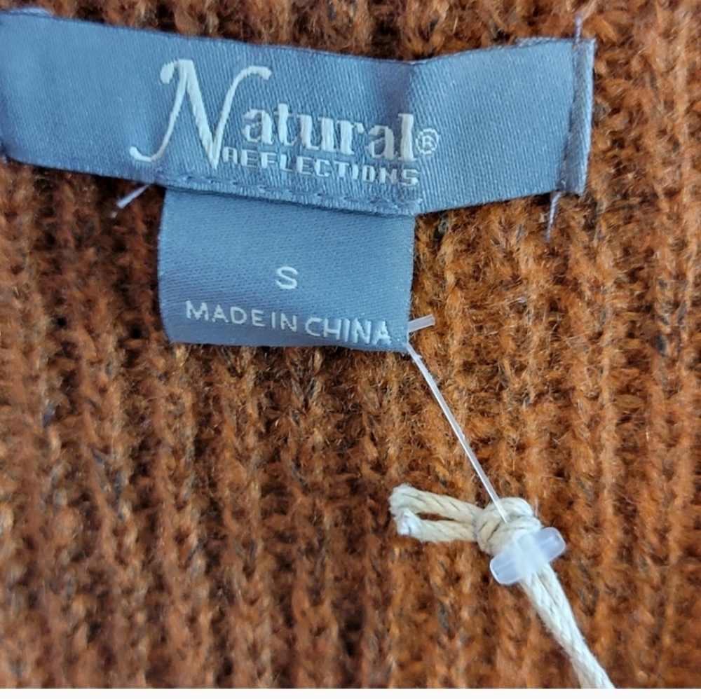 Natural Reflections Women's Rust V-Neck Sweater. Oversized NWOT - Picture 4 of 10
